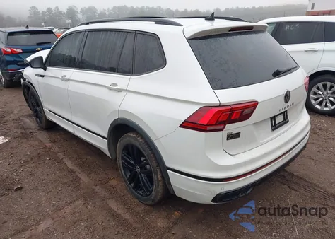 2022 Volkswagen Tiguan 2.0T Se R-Line Black из США, поврежденный, VIN 3VVCB7AX7NM074078